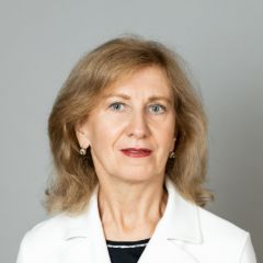 Попова Марина